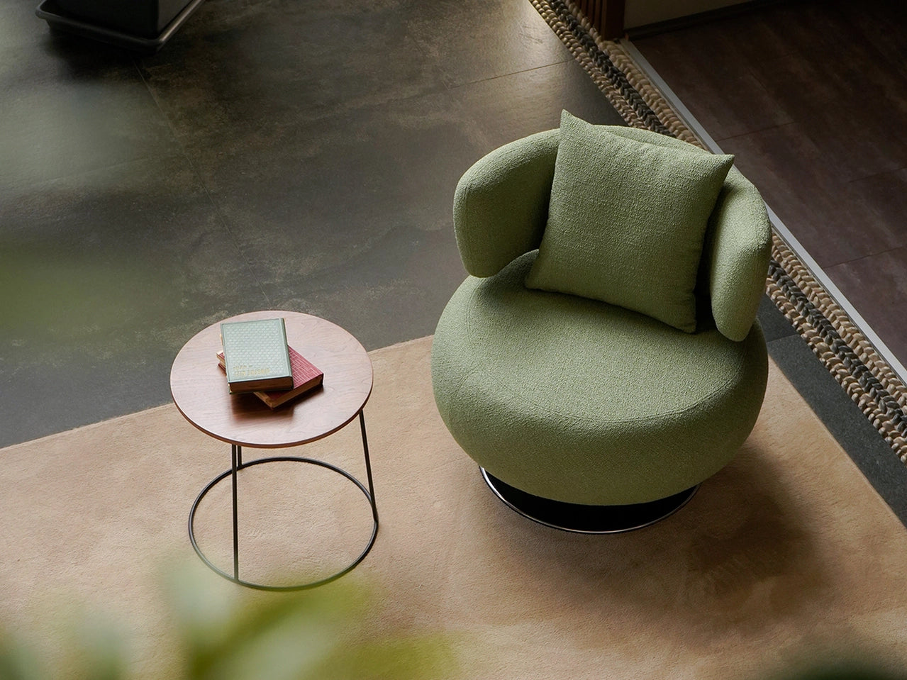 Norm Armchair